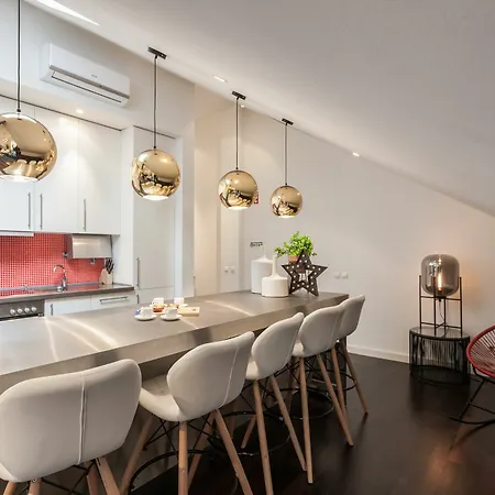 Casa Da Barroca: Spacious A-location Designer Loft
