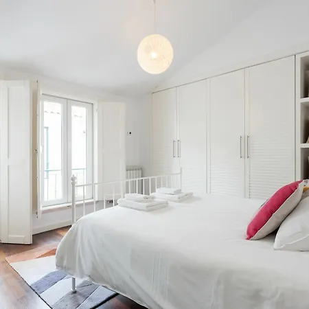 Apartment Casa Da Barroca: Spacious A-location Designer Loft Lisbon